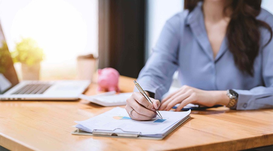 Dear HR, when you through peanuts, you get monkeys!